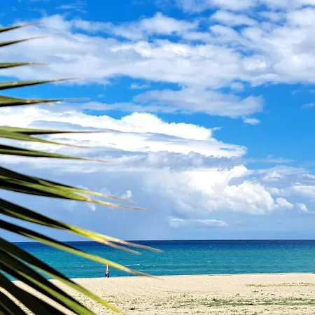 - Tocca Il Mare Apartment