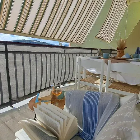 - Tocca Il Mare Marina di Strongoli